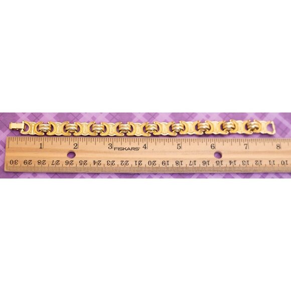 Vintage Victorian Gold Tone Link Bracelet 8 Inch - V11 - Picture 3 of 3